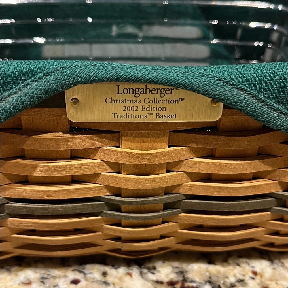 Longaberger 2002 Christmas Collection Traditions Basket w/ Lid & COA